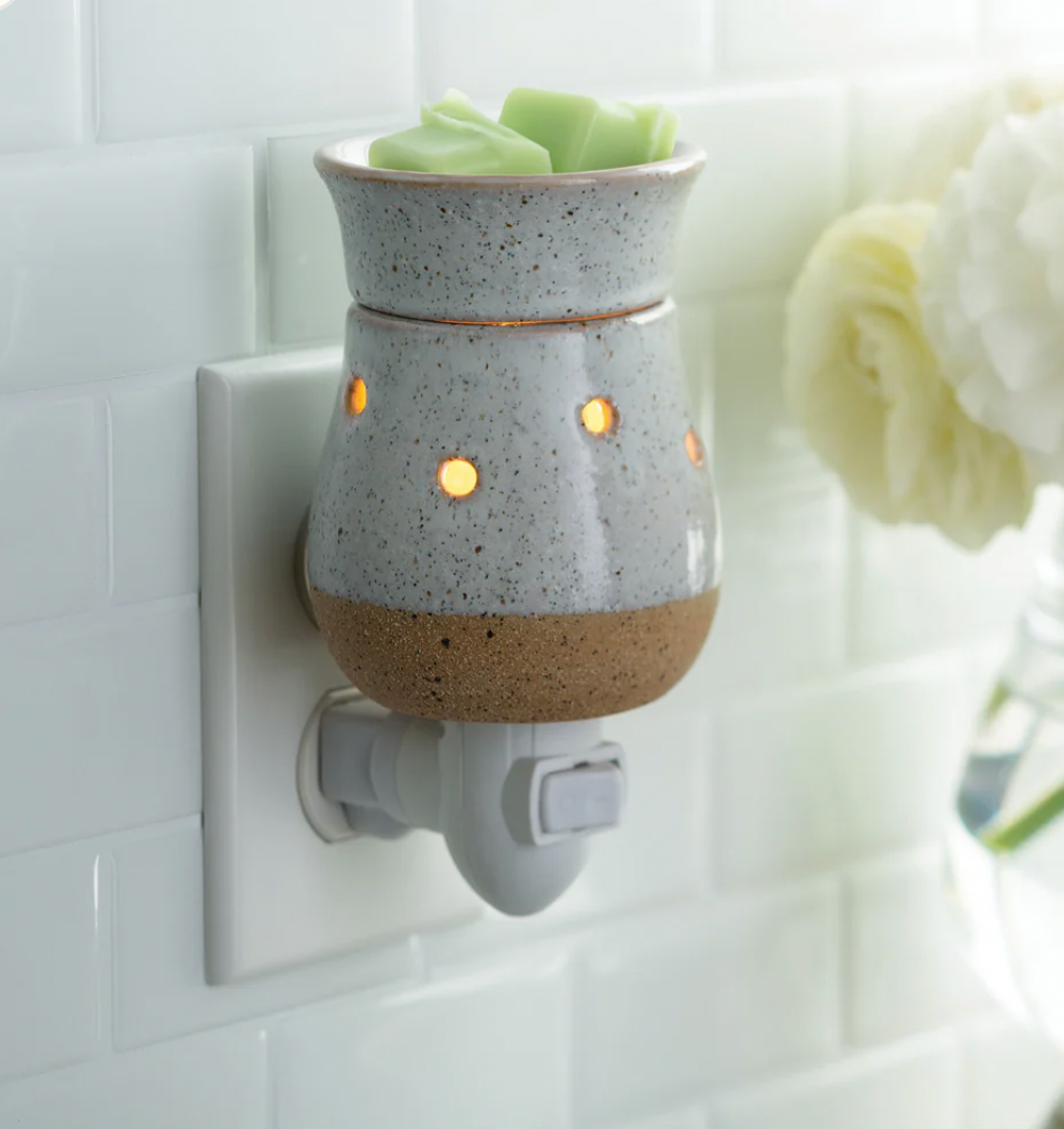 Rustic White Pluggable Warmer